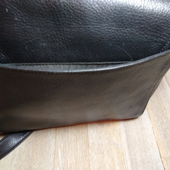 Vintage Liz Claiborne Leather Co. Black Leather Purse - Picture 6 of 11
